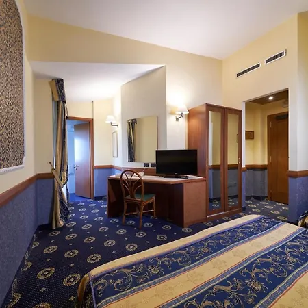 Hotel Ristorante La Piana Telese Terme Exterior photo
